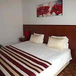 Hotel Louro 3*