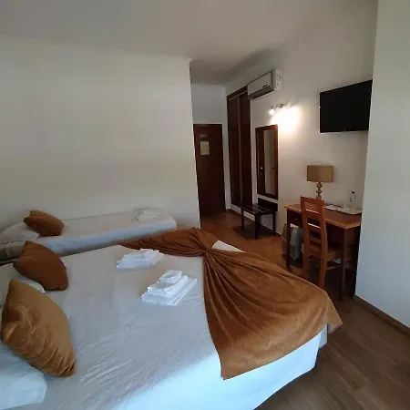 Louro Hotel