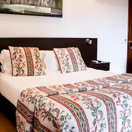 Hotel Louro 3*