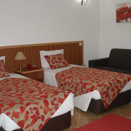 Hotel Louro 3*