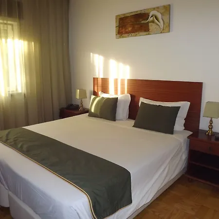 Louro 3* Óbidos