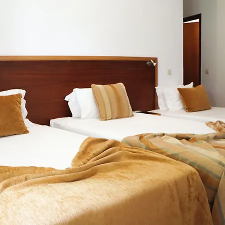 Hotel Louro 3*