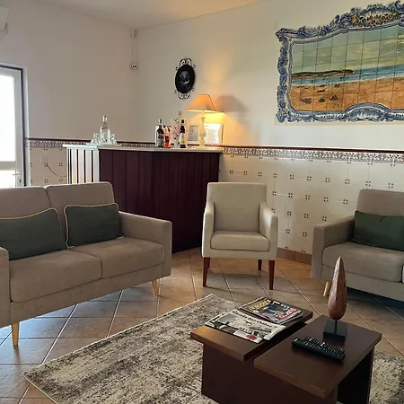 Hotel Louro